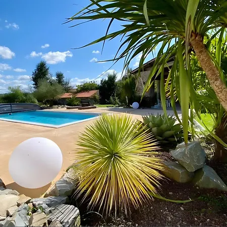 Vakantiehuis La Cour De La Foret *