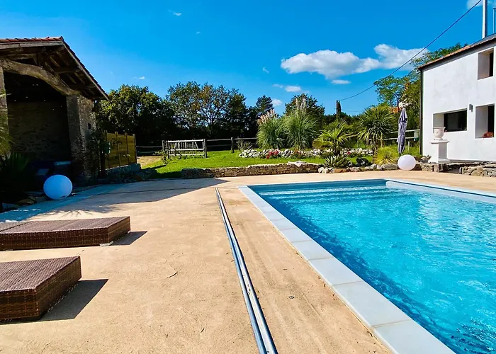 La Cour De La Foret Saint-Mars-de-Coutais