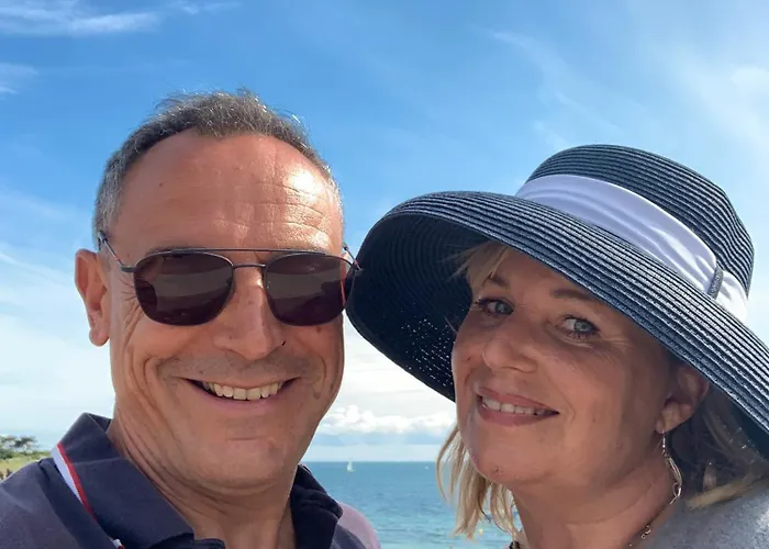 La Cour De La Foret *